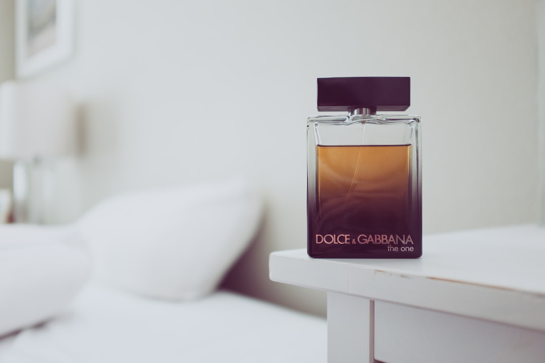 100-perfume-names-a-z-unlocking-the-secrets-of-scent-perfume-brands